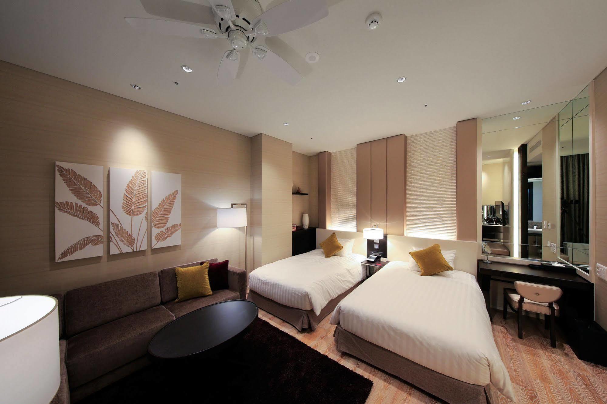 Solaria Nishitetsu Hotel Seoul Myeongdong Exterior photo